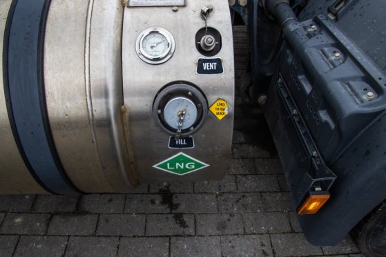 SCANIA G 340 (LNG GAS) 10182 2015 2 Tractor Units image 10