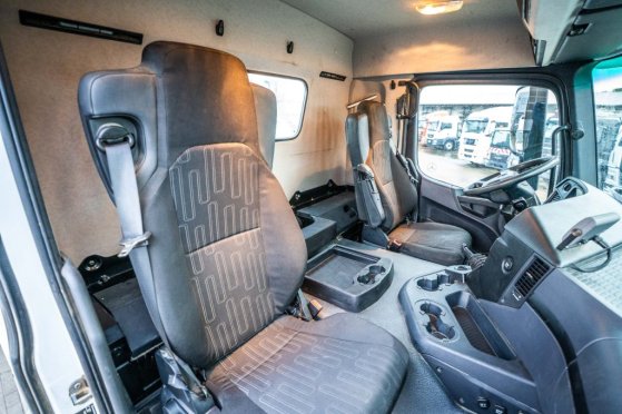 MERCEDES AROCS 2045 AS (cardan) AROCS 2045 AS (cardan) 2019 2 Tractor Units image 10