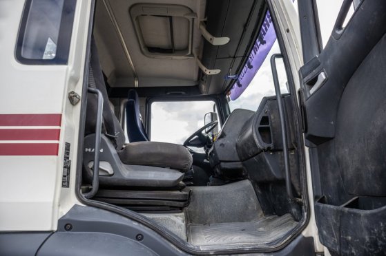 MAN TGA 32.400BB+LIEBHERR+BAND/TAPIS/THEAM16M TGA 32.400BB+LIEBHERR+BAND/TAPIS/THEAM16M 2007 2 image 23