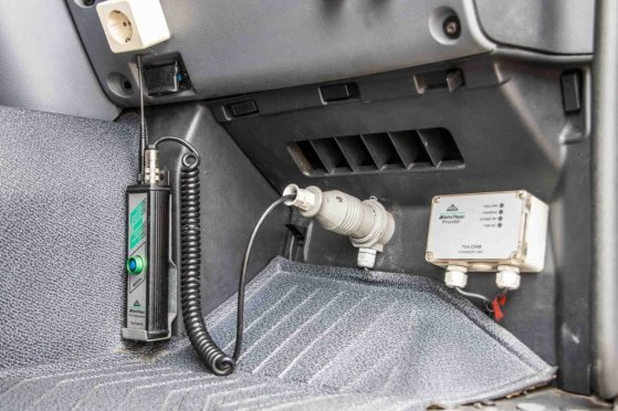 MERCEDES ACTROS 2544-MP3+MAGYAR INOX18.200L+17.700L/2X6COMP ACTROS 2544-MP3+MAGYAR INOX18.200L+17.700L/2X6COMP 2012 2 imag...