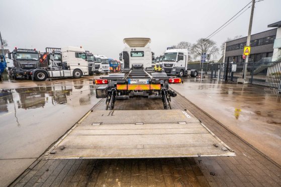 RENAULT D19 WIDE 320 DXI + DHOLLANDIA 2T. D19 WIDE 320 DXI + DHOLLANDIA 2T. 2018 2 image 10