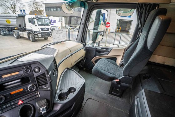 MERCEDES ACTROS 1845 LS Mercedes-Benz ACTROS 1845 LS 2015 2 Tractor Units image 10
