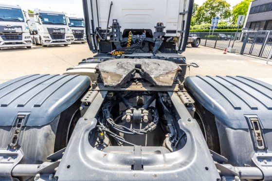 SCANIA R450 NEW MODEL+RETARDER R450 NEW MODEL+RETARDER 2018 2 Tractor Units image 15