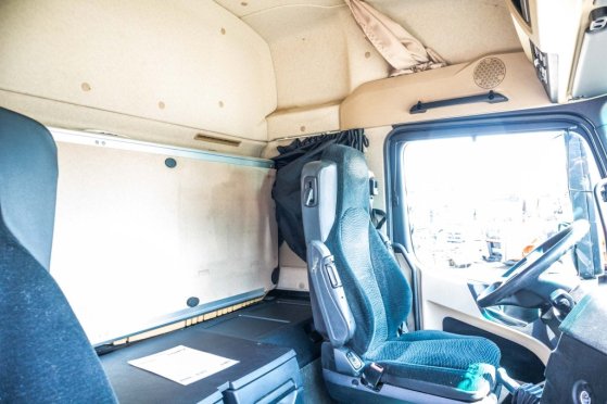 MERCEDES ACTROS 1848 LS Mercedes-Benz ACTROS 1848 LS 2015 2 Tractor Units image 23