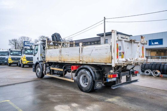 RENAULT PREMIUM 320+HIAB 112+2EXT PREMIUM 320+HIAB 112+2EXT 2006 2 Tipper trucks image 55