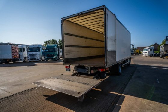 RENAULT D 16 WIDE 250 DXI +DHOLLANDIA D 16 WIDE 250 DXI +DHOLLANDIA 2014 2 image 10