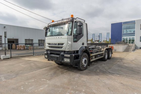IVECO TRAKKER 410 - 121 499 KM TRAKKER 410 - 121 499 KM 2011 2 image 110