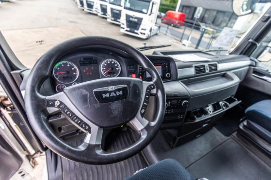 MAN TGX 18.440 XLX BLS TGX 18.440 XLX BLS 2015 2 Tractor Units image 10