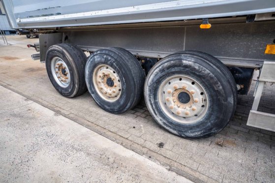BENALU C39C17-ALU + BACHE - 30m3 Benalu C39C17-ALU + BACHE - 30m3 2017 2 image 11
