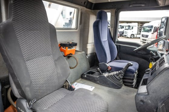 MAN TGA 32.400BB+LIEBHERR+BAND/TAPIS/THEAM16M TGA 32.400BB+LIEBHERR+BAND/TAPIS/THEAM16M 2007 2 image 24