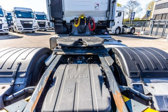 IVECO STRALIS 460 STRALIS 460 2016 2 Tractor Units image 10