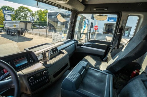 MAN TGS 35.480 BL-E6+ INTARDER TGS 35.480 BL-E6+ INTARDER 2014 2 Tipper trucks image 26