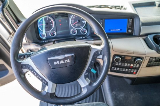 MAN TGX 18.460 XLX BLS -INTARDER-ADR TGX 18.460 XLX BLS -INTARDER-ADR 2017 2 Tractor Units image 3