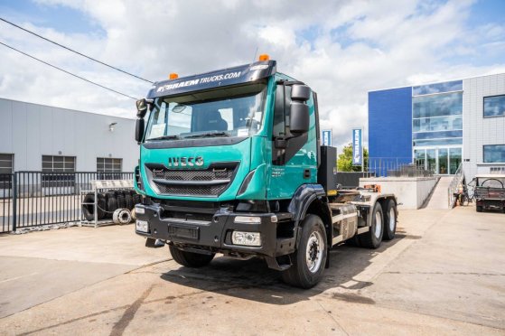 IVECO TRAKKER 360-6x4-PALFINGER TRAKKER 360-6x4-PALFINGER 2015 2 image 41