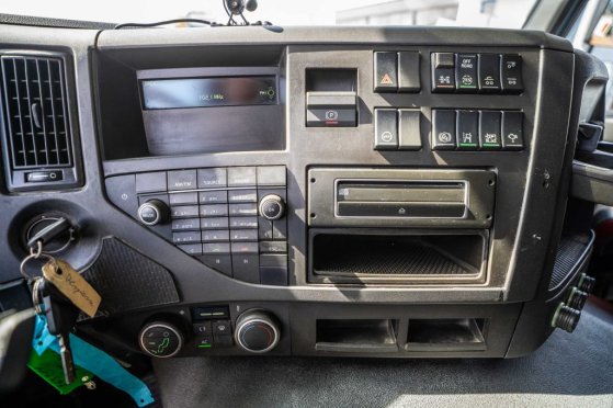 VOLVO FMX 460-6x4 FMX 460-6x4 2016 2 Tractor Units image 71