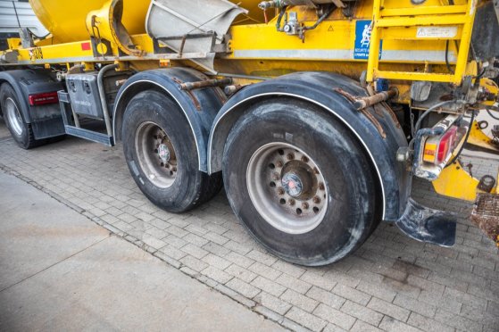 DE BUF BETON MIXER/MALAXEUR/MISCHER10M3 De Buf BETON MIXER/MALAXEUR/MISCHER10M3 2015 2 image 101