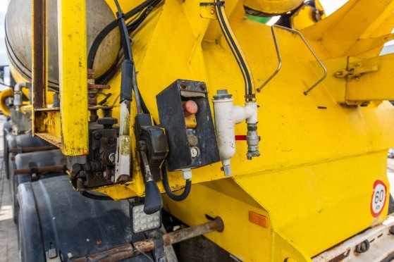 DE BUF BETON MIXER/MALAXEUR/MISCHER 12M3 De Buf BETON MIXER/MALAXEUR/MISCHER 12M3 2017 2 image 25