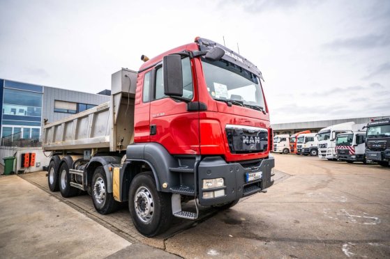 MAN TGS 35.360 BB TGS 35.360 BB 2011 2 Tipper trucks image 12