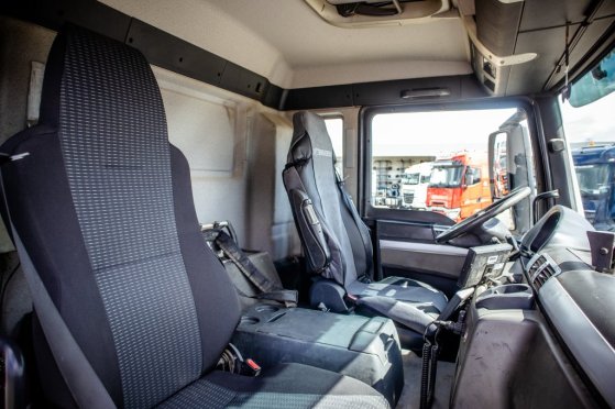 MAN TGS 32.400BB+LIEBHERR 8M³+BAND/TAPIS 16m TGS 32.400BB+LIEBHERR 8M³+BAND/TAPIS 16m 2014 2 image 12