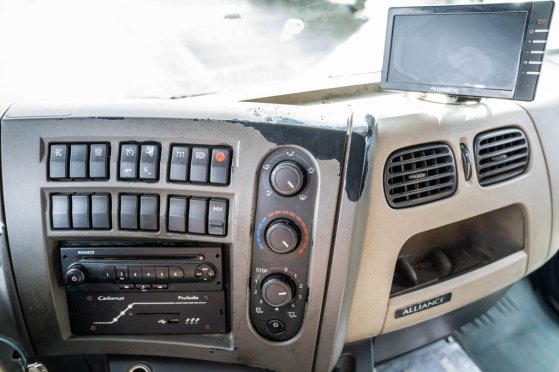 RENAULT MIDLUM 280+TANK 12.500L/5 Comp. 701 2009 2 image 12