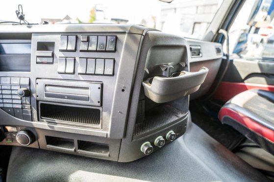 VOLVO FMX 460-6x4 FMX 460-6x4 2016 2 Tractor Units image 27