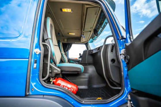 VOLVO FMX 420+KIPHYDR. FMX 420+KIPHYDR. 2018 2 Tractor Units image 42