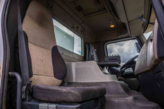 RENAULT KERAX 430DXI+E5+BIBENNE+REMORQUANT KERAX 430DXI+E5+BIBENNE+REMORQUANT 2009 2 Tipper trucks image 27