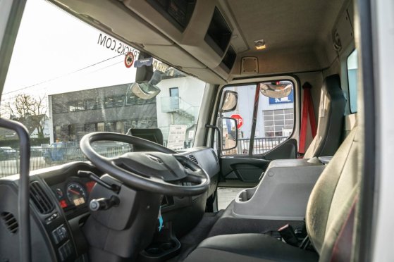 RENAULT D19 WIDE 280 DXI+DHOLLANDIA 1.5T. D19 WIDE 280 DXI+DHOLLANDIA 1.5T. 2017 2 image 12