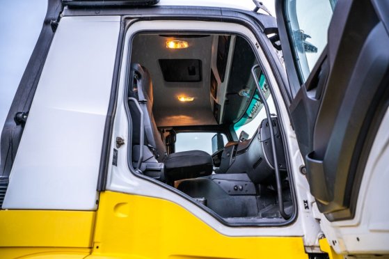 MERCEDES AROCS 2045 AS (cardan) Mercedes-Benz AROCS 2045 AS (cardan) 2019 2 Tractor Units image 72