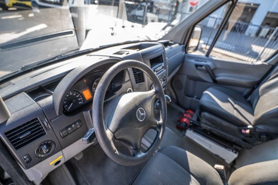 MERCEDES SPRINTER 519 CDI Mercedes-Benz Sprinter 519 CDI 2010 2 image 125
