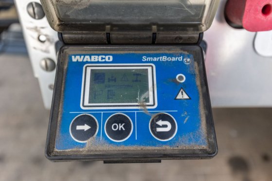FELDBINDER EUT 40.3- 40.000 L CEMENT/CIMENT/ZEMENT Feldbinder EUT 40.3- 40.000 L CEMENT/CIMENT/ZEMENT 2011 2 Tanker semi t...