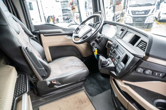 MAN TGX 18.510 LLS+INTARDER+HYDR. TGX 18.510 LLS+INTARDER+HYDR. 2022 2 Tractor Units image 13