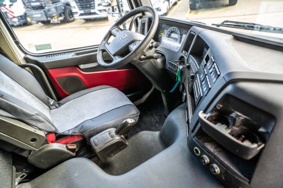 VOLVO FMX 460 GLOB + HYDR FMX 460 GLOB + HYDR 2016 2 Tractor Units image 28