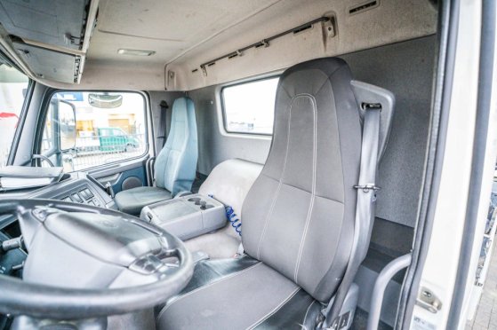 VOLVO FM 330 FM 330 2013 2 image 28