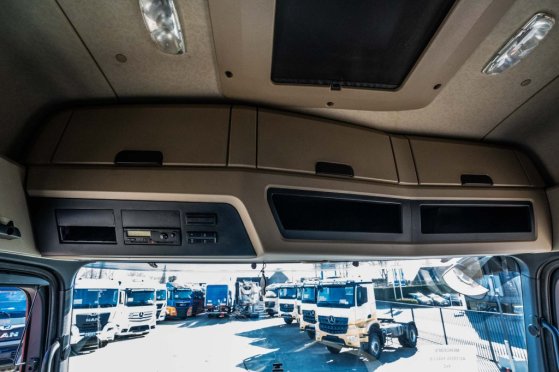 MERCEDES ACTROS 1843 LS+KIPHYDR. ACTROS 1843 LS+KIPHYDR. 2017 2 Tractor Units image 43