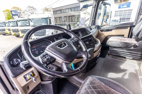 MAN TGX 18.510 LLS+INTARDER+HYDR TGX 18.510 LLS+INTARDER+HYDR 2022 2 Tractor Units image 13