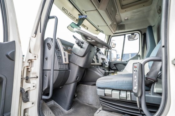 VOLVO FLH 290 +CARRIER FLH 290 +CARRIER 2013 2 image 41