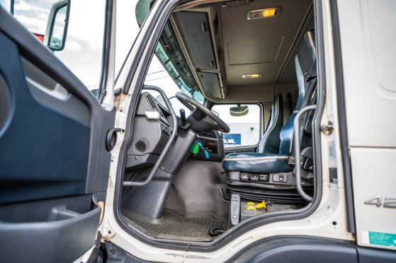 VOLVO FMX 420+HYDR FMX 420+HYDR 2010 2 Tractor Units image 40