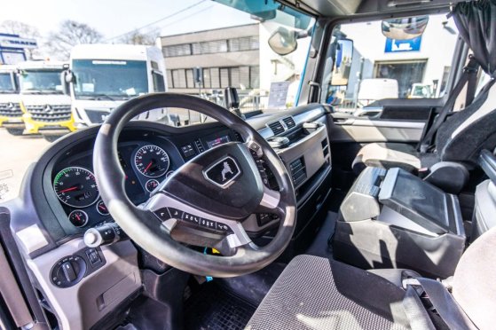 MAN TGX 18.420 XL BLS +INTANDER+HYDR. TGX 18.420 XL BLS +INTANDER+HYDR. 2018 2 Tractor Units image 13