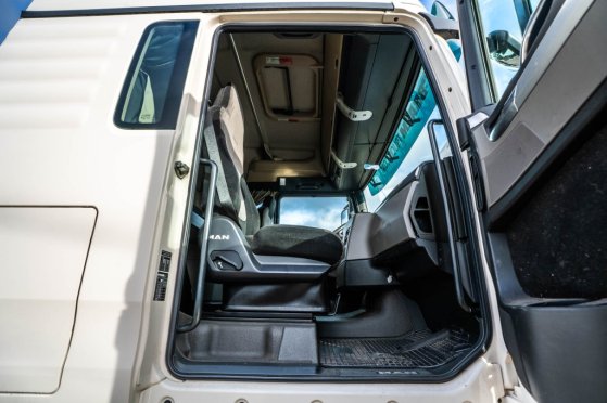 MAN TGX 18.470 XLX BLS+HYDR. TGX 18.470 XLX BLS+HYDR. 2019 2 Tractor Units image 55