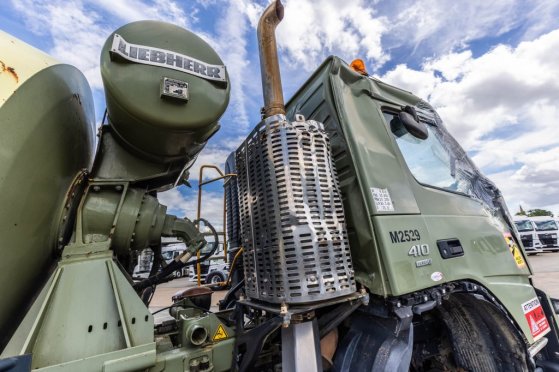 VOLVO FMX 410+LIEBHERR FMX 410+LIEBHERR 2015 image 13