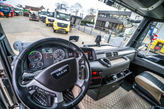 MAN TGX 18.440 XLX BLS TGX 18.440 XLX BLS 2016 2 Tractor Units image 13
