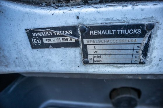 RENAULT PREMIUM 320 DXI+CITERNE ALIMENTAIRE ( engine problem) PREMIUM 320 DXI+CITERNE ALIMENTAIRE ( engine problem) 2007 2...