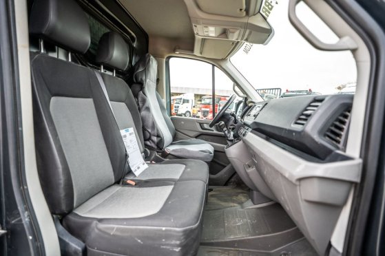 VW CRAFTER 2.0 TDI - 70 536 KM Volkswagen Crafter 2.0 TDI - 70 536 KM 2018 2 image 29