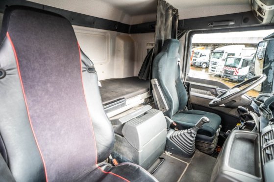 MAN TGS 18.480 BLS - 4X4 (Cardan) TGS 18.480 BLS - 4X4 (Cardan) 2015 2 Tractor Units image 29