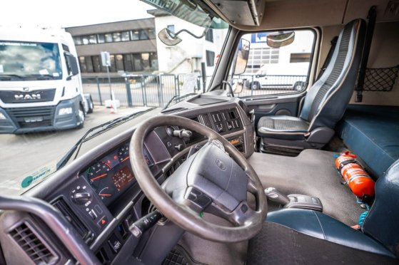 VOLVO FMX 420+HYDR FMX 420+HYDR 2010 2 Tractor Units image 56