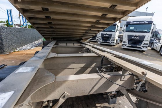 BENALU C3910 -30m3+ BACHE CRAMARO Benalu C3910 -30m3+ BACHE CRAMARO 2017 2 image 30