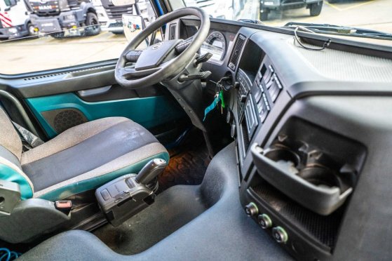 VOLVO FMX 420+KIPHYDR. FMX 420+KIPHYDR. 2018 2 Tractor Units image 74