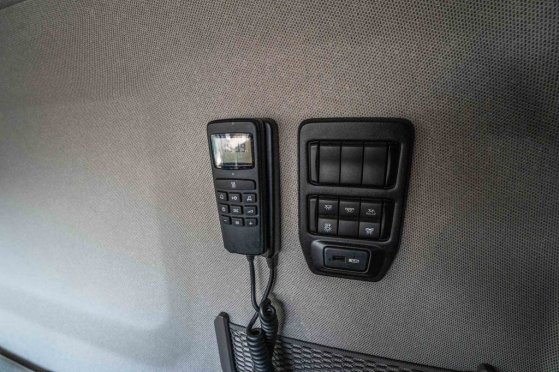 SCANIA R 450 NEW MODEL + RETARDER R 450 NEW MODEL + RETARDER 2019 2 Tractor Units image 104