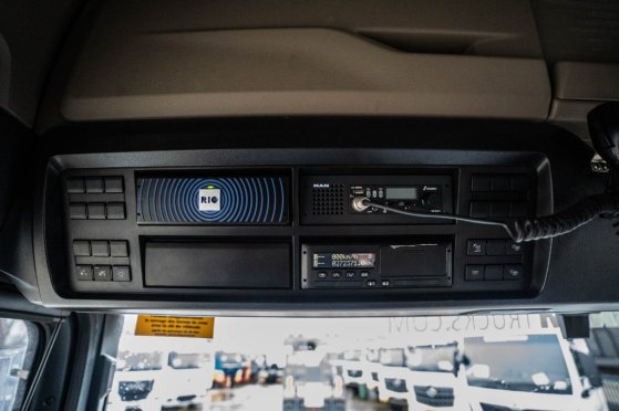 MAN TGX 18.510 LLS+INTARDER+HYDR. TGX 18.510 LLS+INTARDER+HYDR. 2022 2 Tractor Units image 59